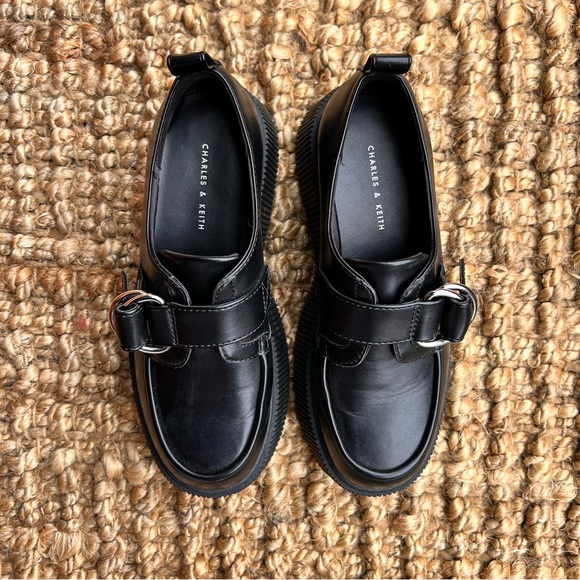 Platform Creepers - Charles & Keith - Size 6 - Black & Silver - Picture 4 of 7